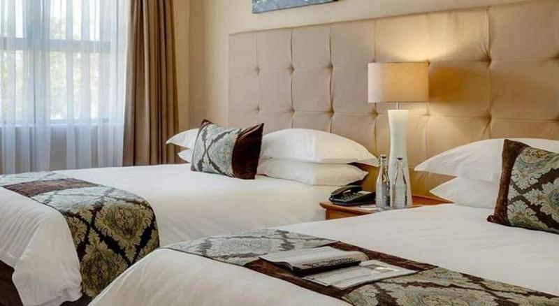 Protea Hotel By Marriott Cape Town Tyger Valley Bellville Exterior photo